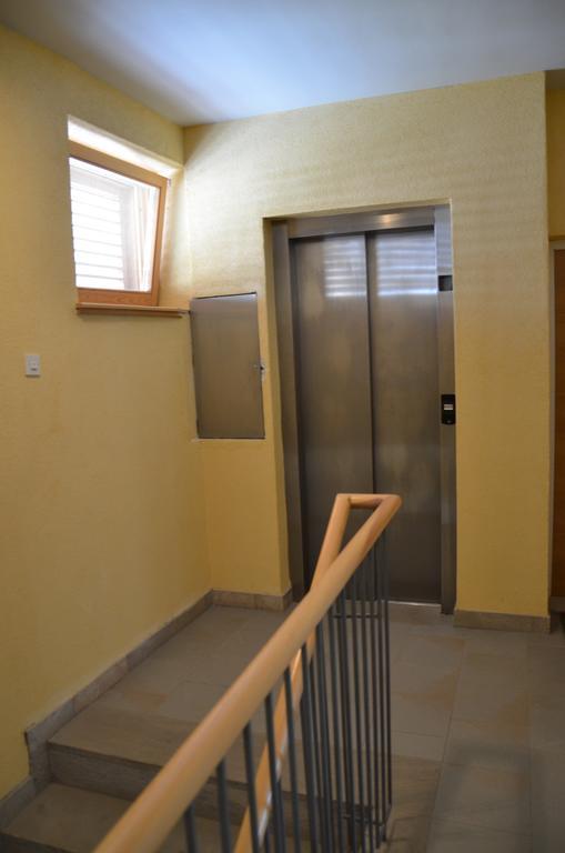 Apartman "Chardak" Белашница Экстерьер фото